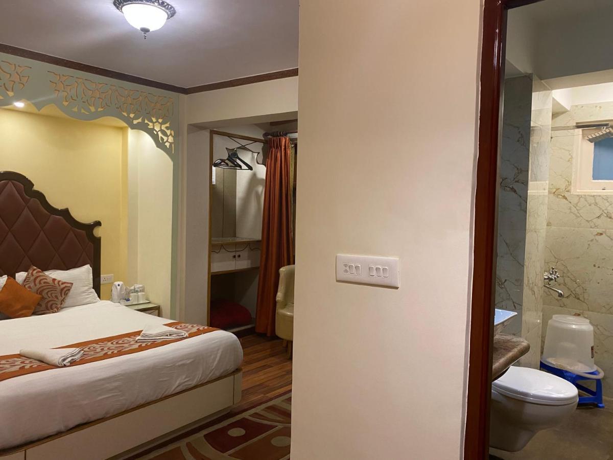 Omega Residency Hotel Darjeeling  Ngoại thất bức ảnh