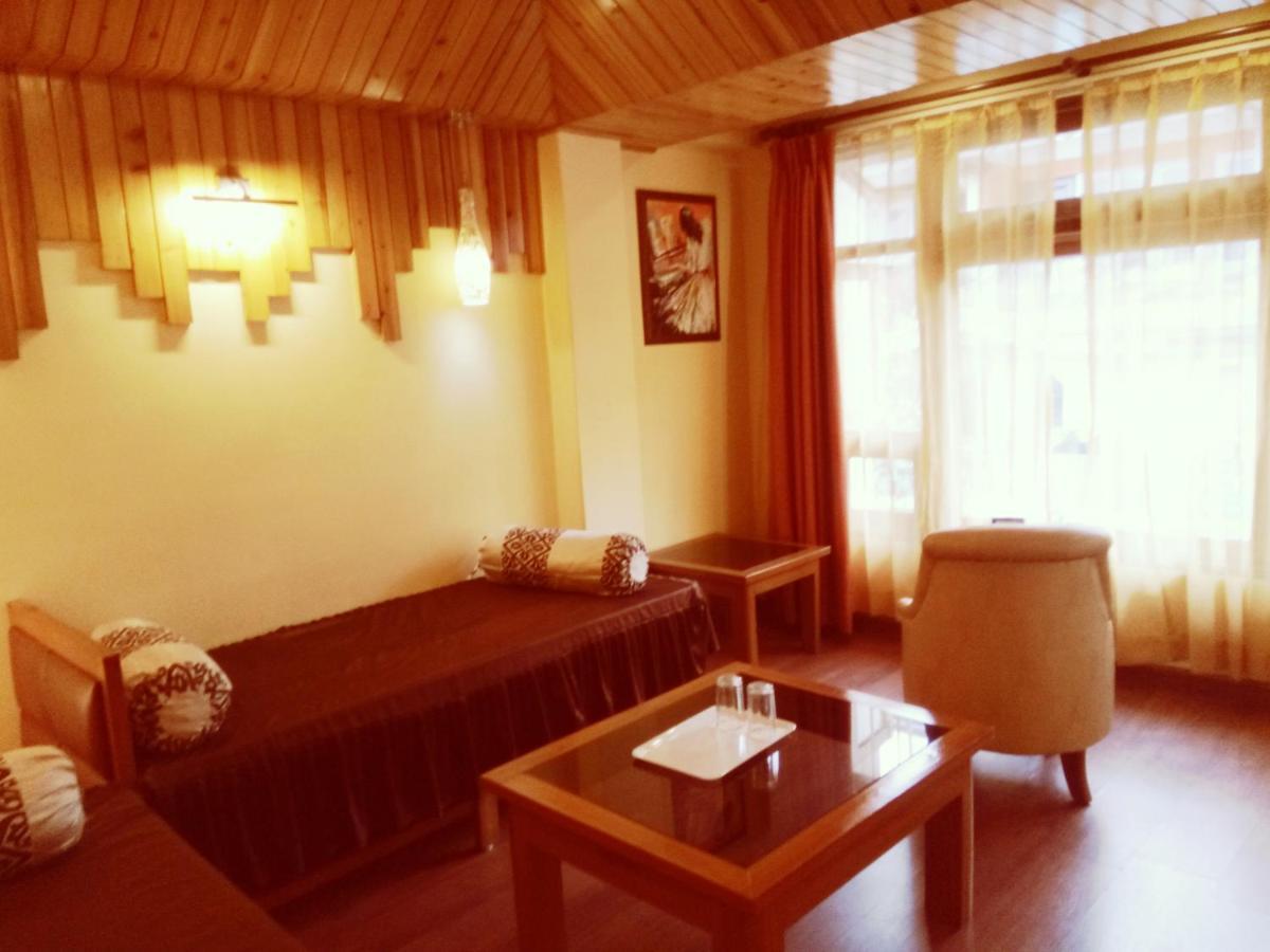 Omega Residency Hotel Darjeeling  Ngoại thất bức ảnh
